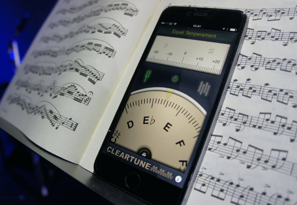 Cleartune smartphone saxophone tuner app