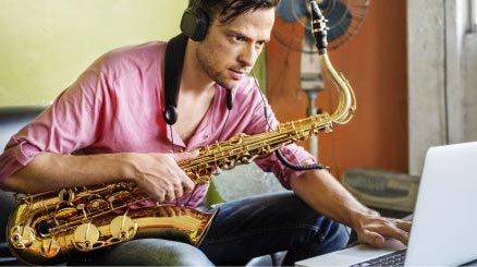 learn sax with online saxophone lessons from Sax School Online