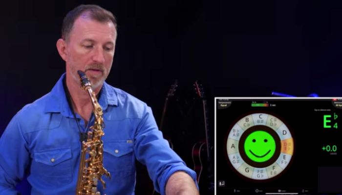 tuning your saxophone using Tonal Energy tuner Sax School Online