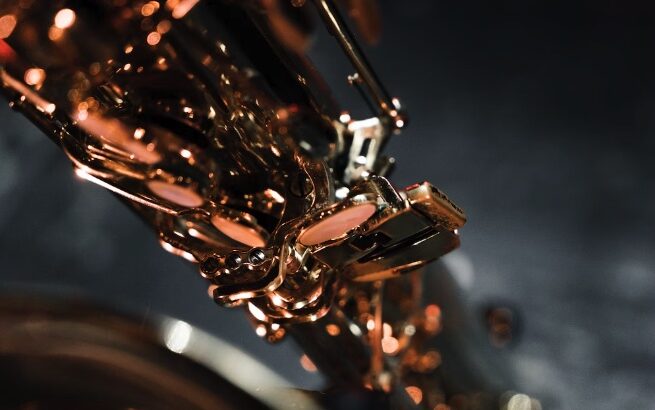 is alto sax hard to learn Image of alto saxophone body and keys. Sax School Online