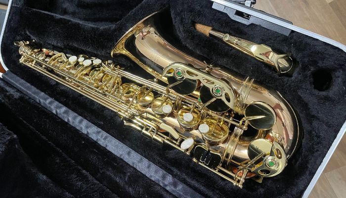 Hiring a saxophone is a great option as a beginner player. Sax School Online. Nigel McGill