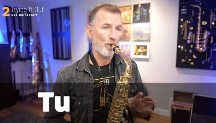 Tonguing for alto saxophone say Tu. Sax School Online