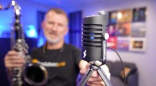 Easiest mic for sax players the Cloudvocal FlashTrack review by Sax School Online