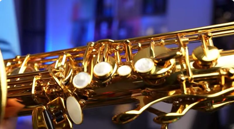 Mother of pearl key touches on Selmer Signature or Supreme tenor saxophones. Sax School Online